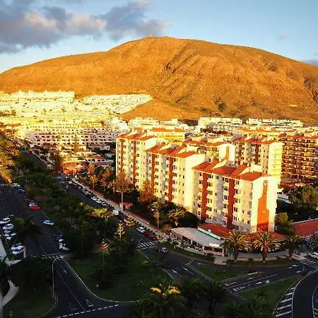 Comodoro Apartmán *