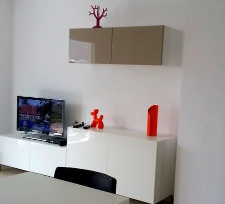 Comodoro لوس كريستيانوس