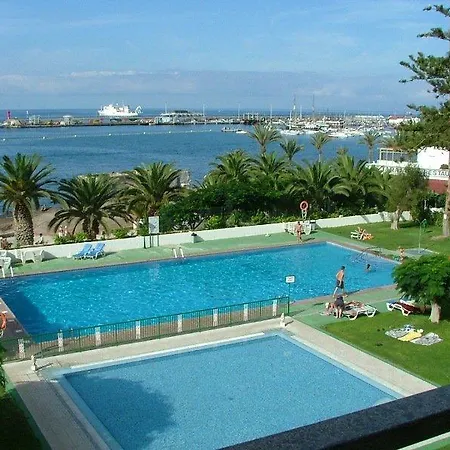 Apartment Comodoro *