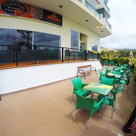 Apartment Comodoro *