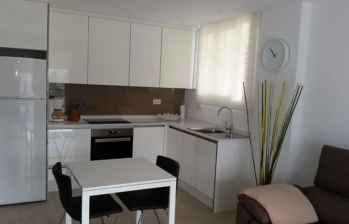 Apartment Comodoro Los Cristianos (Tenerife)