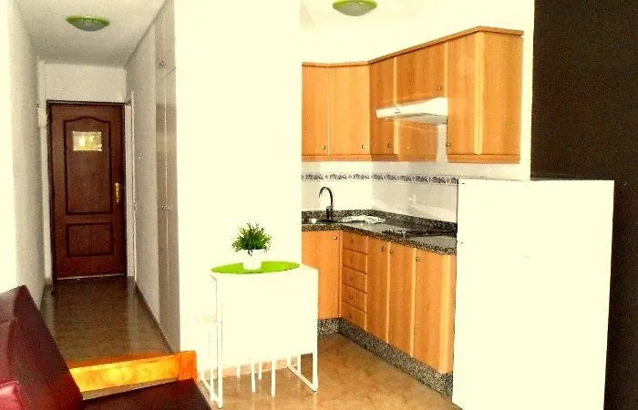 Comodoro * Los Cristianos (Tenerife)