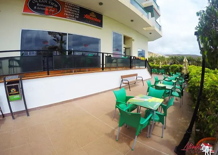 Apartment Comodoro *