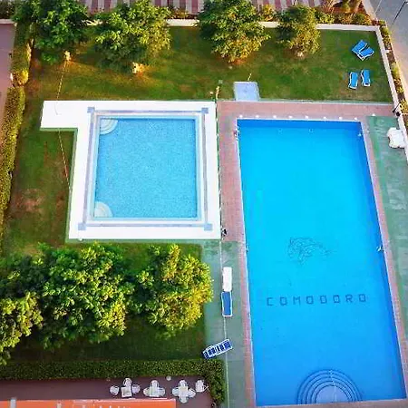 Comodoro Apartament *